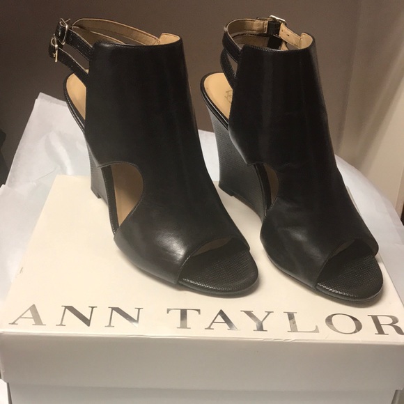 Ann Taylor Shoes - Ann Taylor peep toe wedges, sz 10